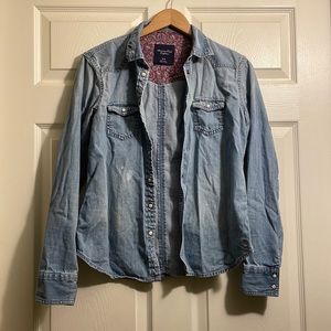 Western Denim American Eagle Shirt Women’s Size M